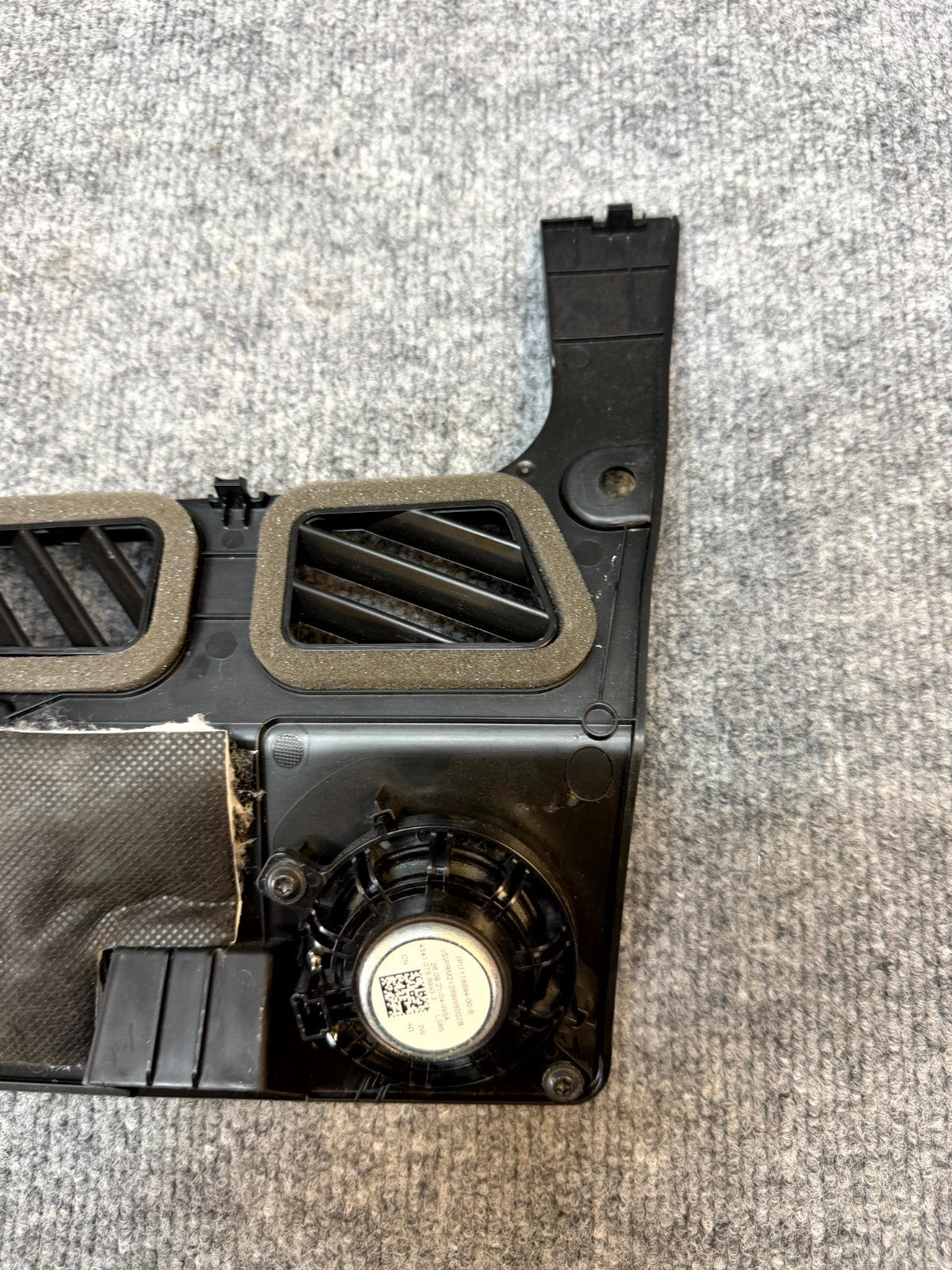 2020-2024 TESLA MODEL Y FRONT RIGHT UNDER DASH COVER TRIM PANEL OEM,1507073-00-C