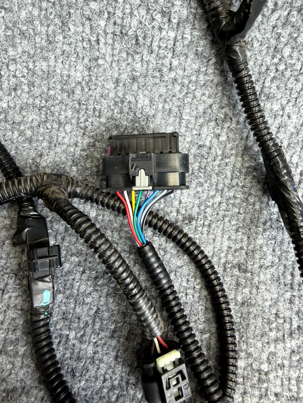 2017-2023 TESLA MODEL 3 REAR BUMPER WIRE HARNESS W/SENSORS OEM, 1067959-00-D