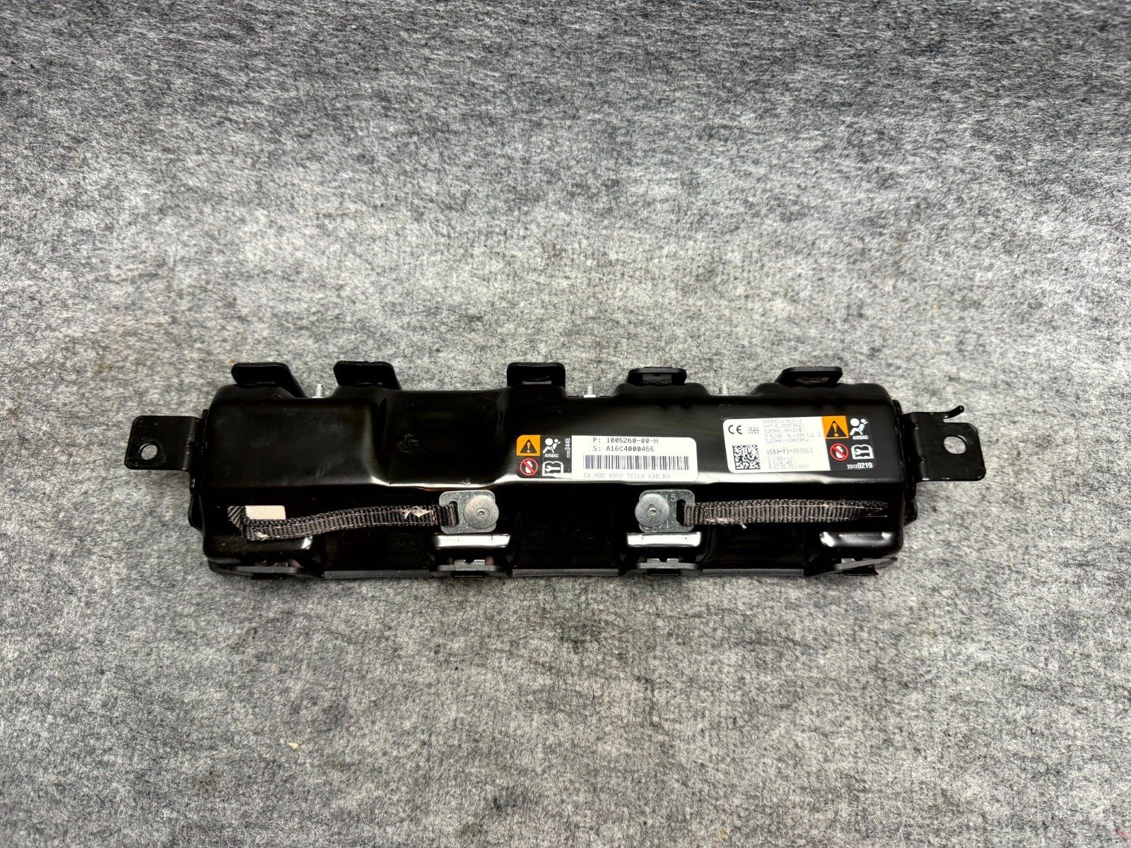 ♦️12-20 TESLA MODEL S FRONT RIGHT SIDE KNEE SAFETY MODULE ASSY OEM, 1005260-00-H
