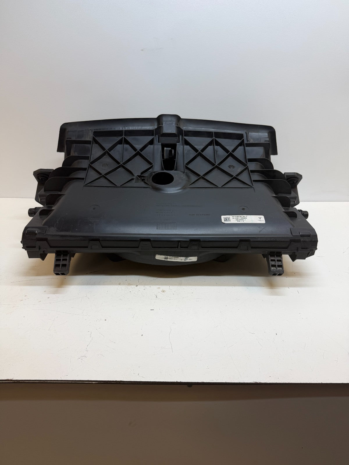 20-24 Model Y Radiator Cooling Fan Shroud Active Grille Shutter 1494159-00-C