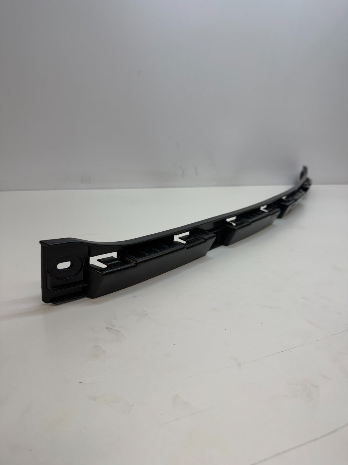 2012-2022 Tesla Model S Rear Bumper Center Support Bracket 6007724-00-E