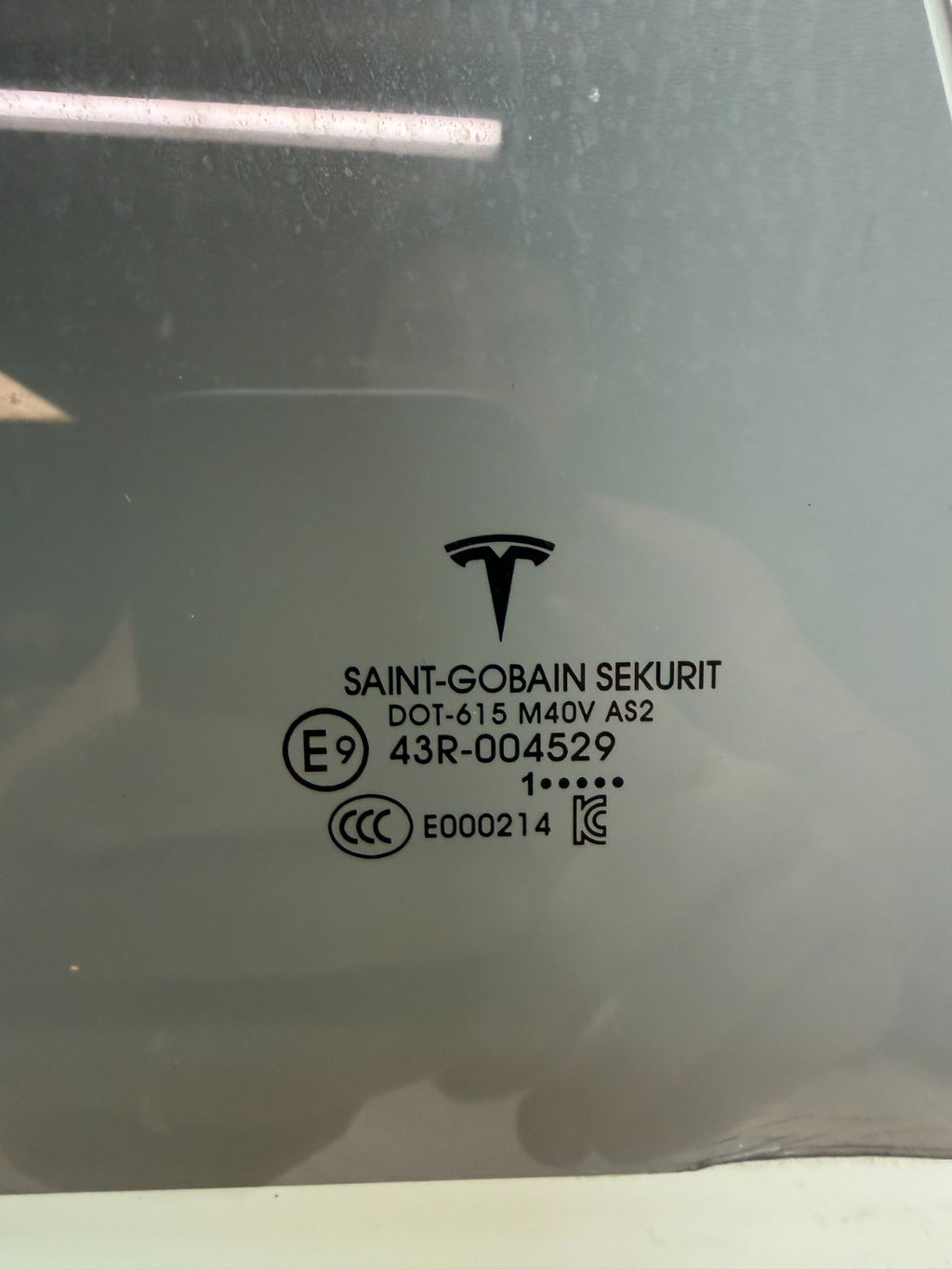 2017 - 2023 TESLA MODEL 3 REAR RIGHT SIDE DOOR WINDOW GLASS OEM, 43R-004529