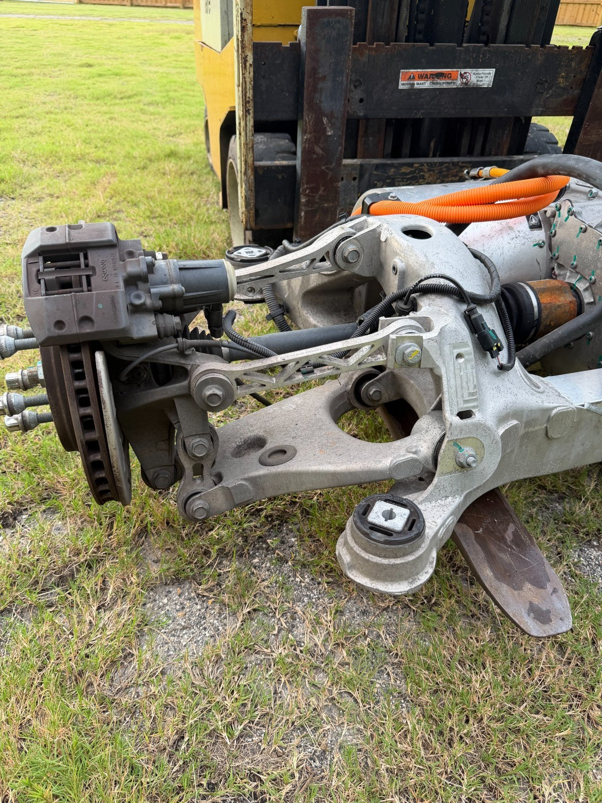 2016-2020 Tesla Model X Engine Rear Drive Unit Motor with Subframe Assembly
