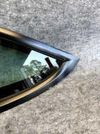 ♦️17-23 TESLA MODEL 3 REAR LEFT QUARTER WINDOW GLASS W/ MOLDING OEM, 151497801C