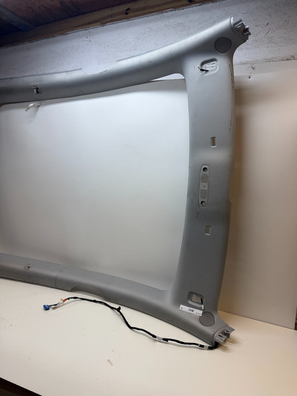 20-24 TESLA MODEL Y ROOF HEADLINER CEILING LINER PANEL COVER TRIM 1489049-00-D