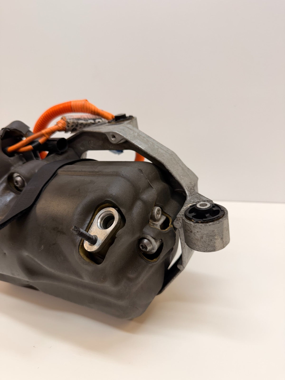 2016-2020 Model S Electric Air Conditioning A/C Compressor Pump 1063369-00-G