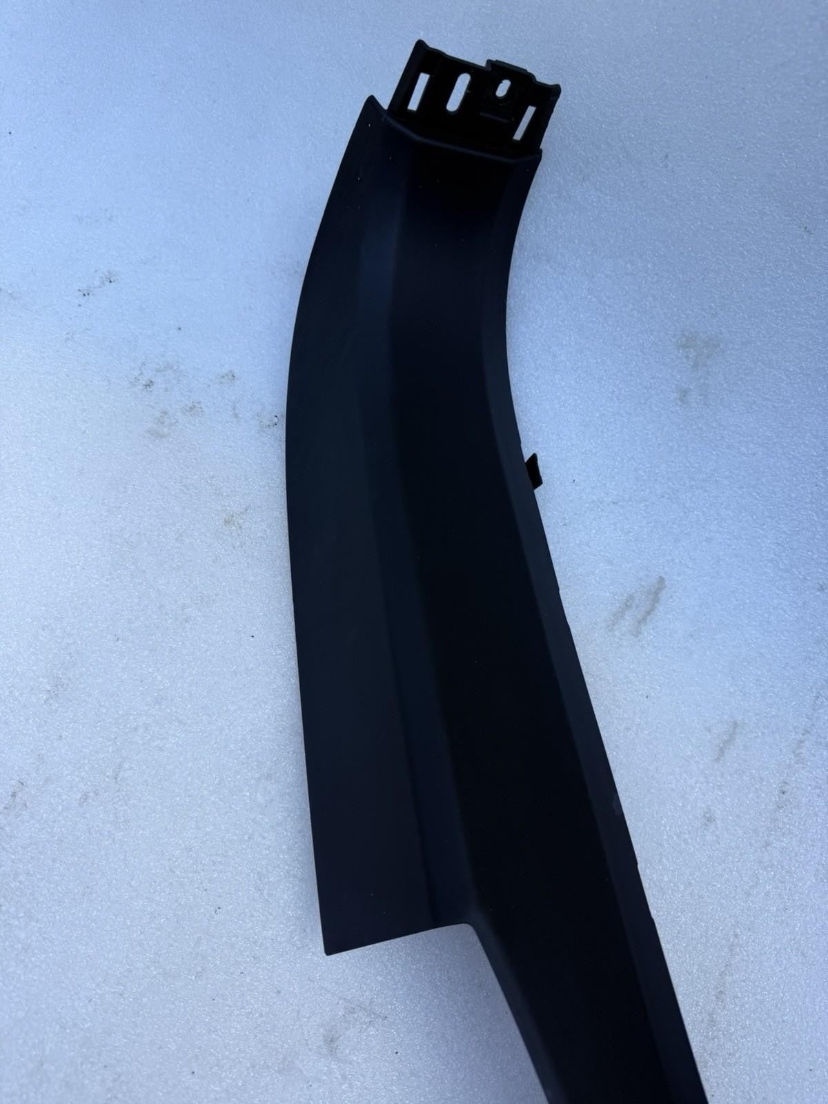 ♦️2016 - 2020 TESLA MODEL X LOWER LEFT DRIVER SIDE A PILLAR OEM, 1035963-00-E