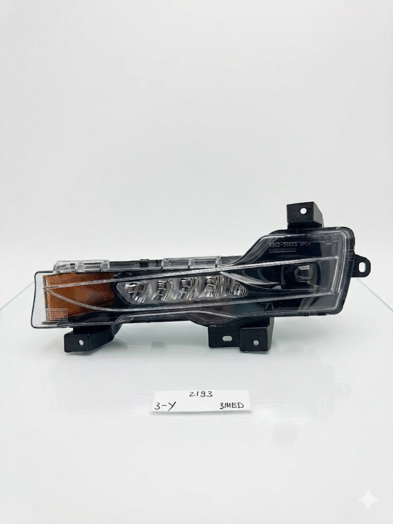 2017-2023 Tesla Model 3 Y Front Left LH Side Fog Light Lamp 1077390-00-F