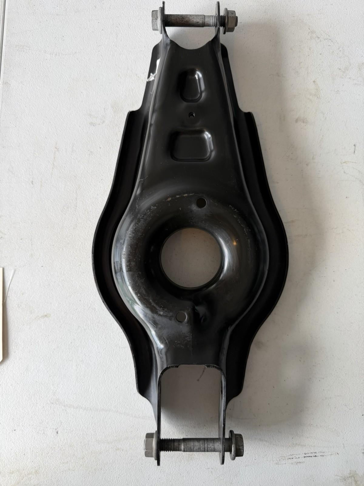 17-22 TESLA Model Y/3 Rear Suspension Lower Control Arm LH/RH 104445100 5927 S15