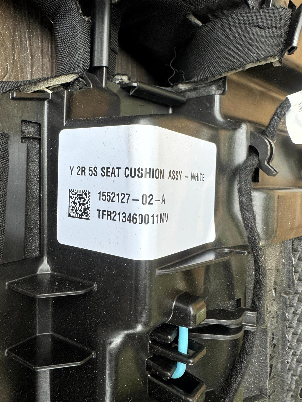 2020-2024 TESLA MODEL Y REAR SECOND 2ND ROW LOWER SEAT CUSHION OEM, 1552127-02-A