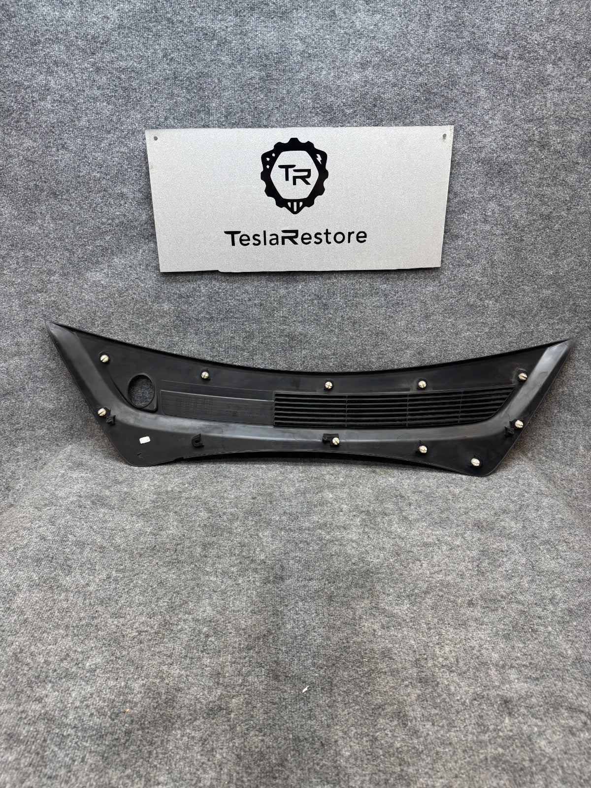 2017-2023 TESLA MODEL 3 REAR APRON WINDSHIELD WIPER COWL COVER OEM, 1081675-00-B