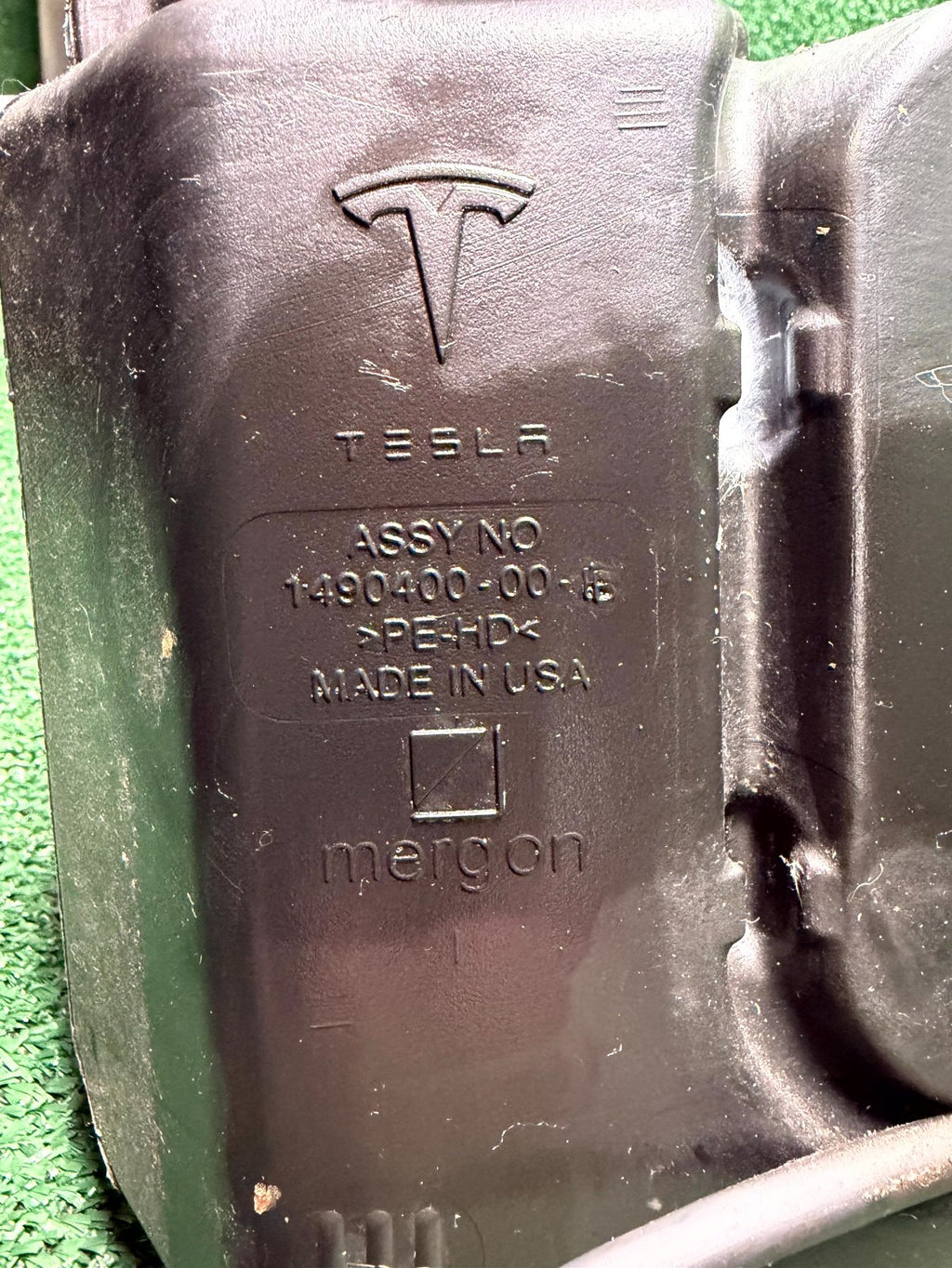 ♦️2020-2024 TESLA MODEL Y WINDSHIELD WASHER FLUID RESERVOIR OEM, 1490400-00-B