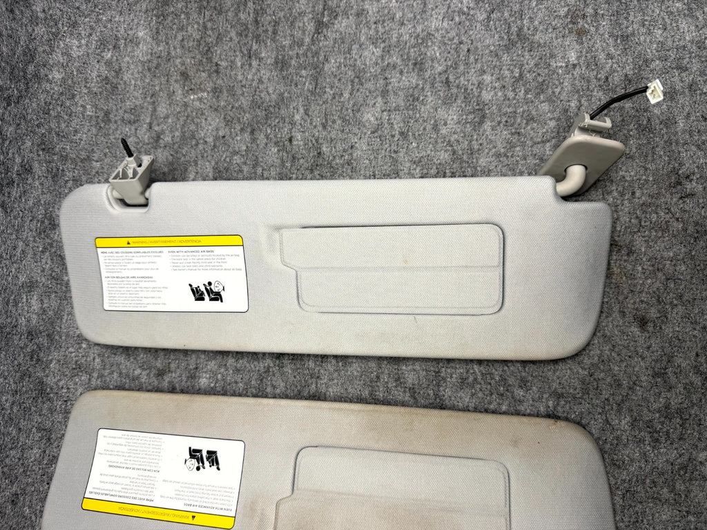 ♦️2017 - 2023 TESLA MODEL 3 FRONT RIGHT & LEFT SIDE SUN VISOR OEM, 1490405-01-B