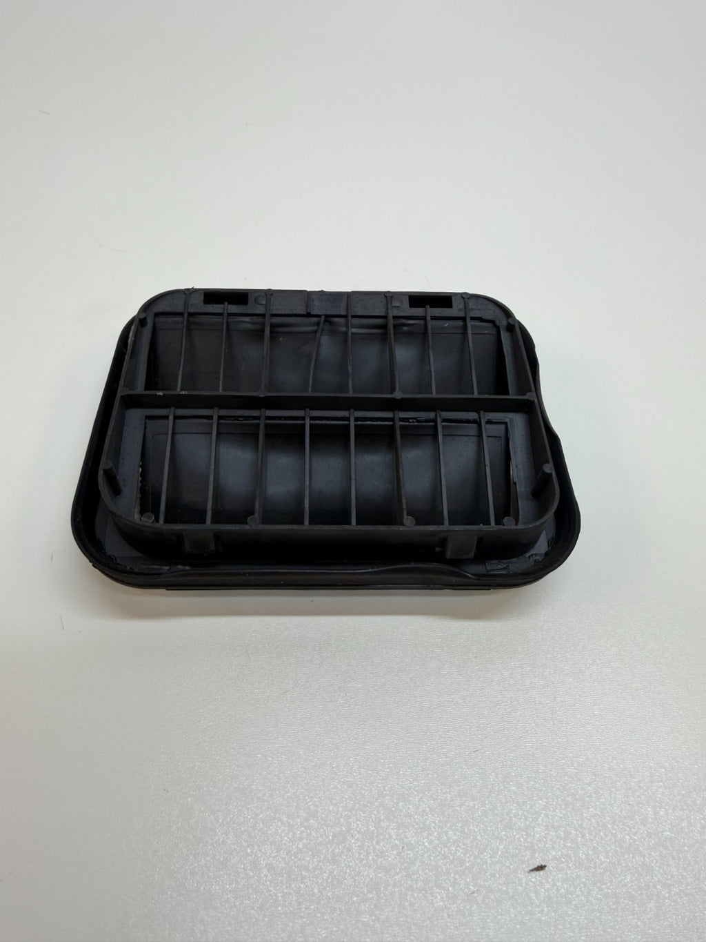 2012-2020 Tesla Model S Rh / Lh Rear Body Ventilation Grille 2F2A-B280B62-AB