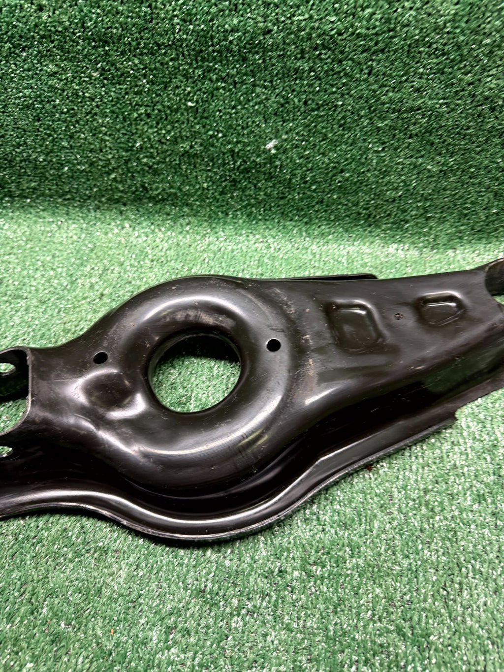 ♦️20–23 TESLA MODEL Y REAR LEFT OR RIGHT SIDE CONTROL ARM OEM, 1044451-00-F