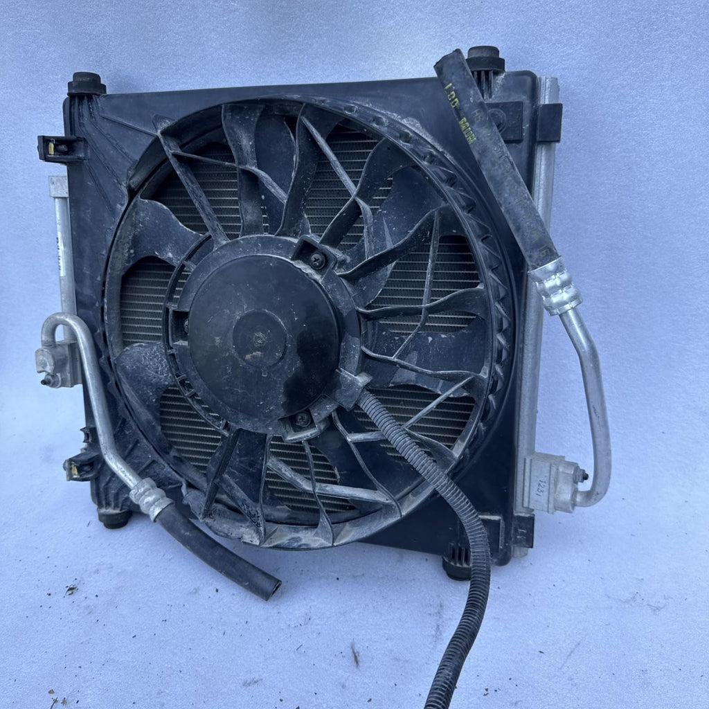 12-20 Tesla Model S Left A/C Condenser Cooling Fan Blade & Motor OEM, 6007610