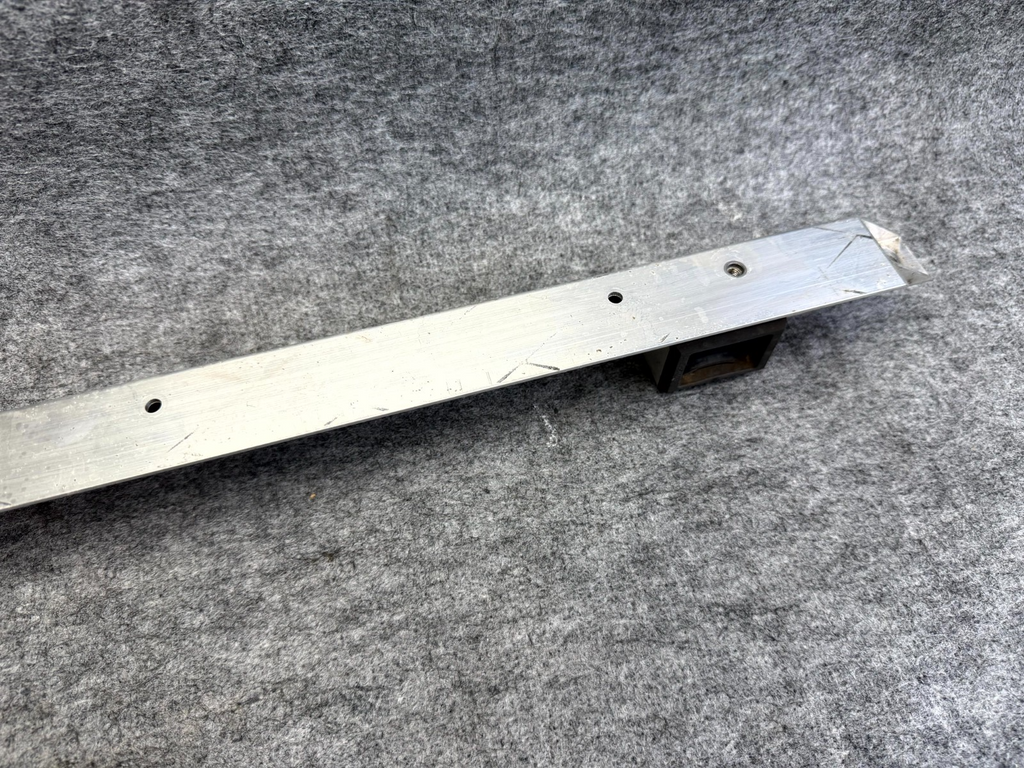 ♦️17-23 TESLA MODEL 3 FRONT TRUNK REINFORCEMENT BRACKET SUPPORT OEM,1104777-00-A