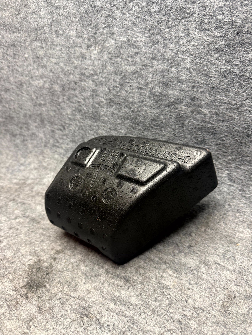 ♦️17-23 TESLA MODEL 3 REAR LEFT SEAT COVER CAP INSULATION FOAM OEM, 1133020-00-D
