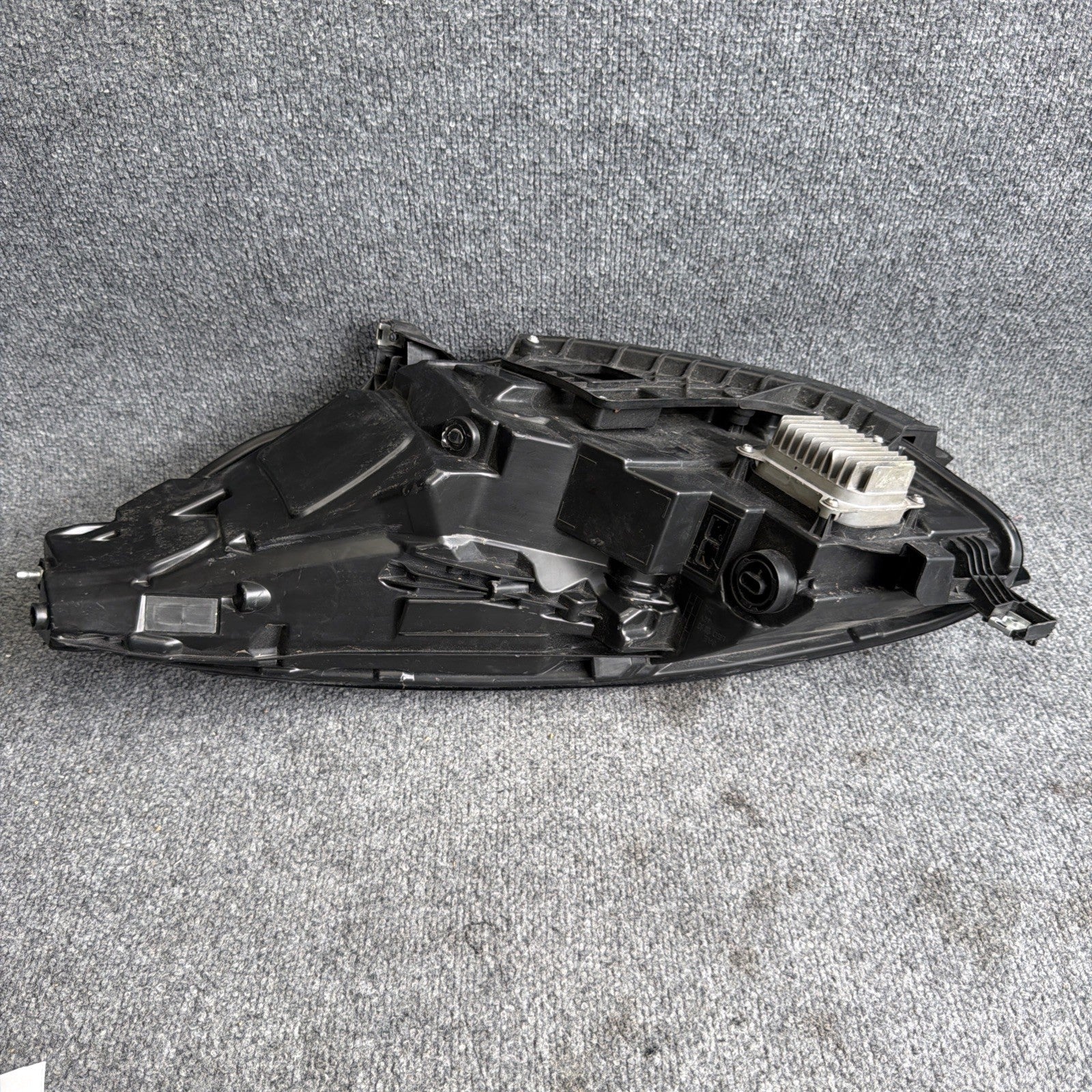 2021-2023 TESLA Model 3/Y Right MATRIX Headlight OEM 1514953-00-D  