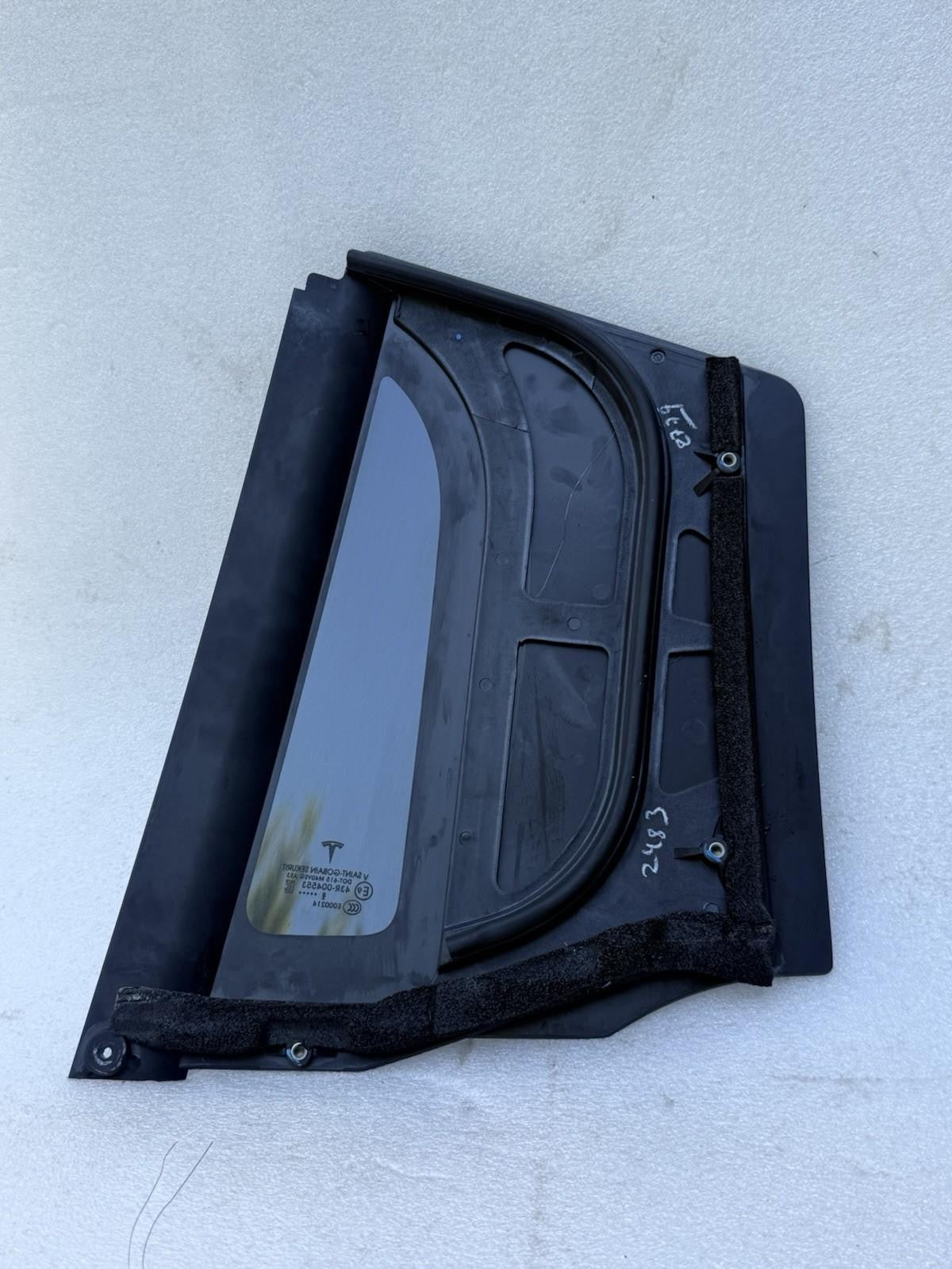 ♦️16-20 TESLA MODEL X REAR RIGHT SIDE DOOR QUARTER WINDOW GLASS OEM, 105527500G