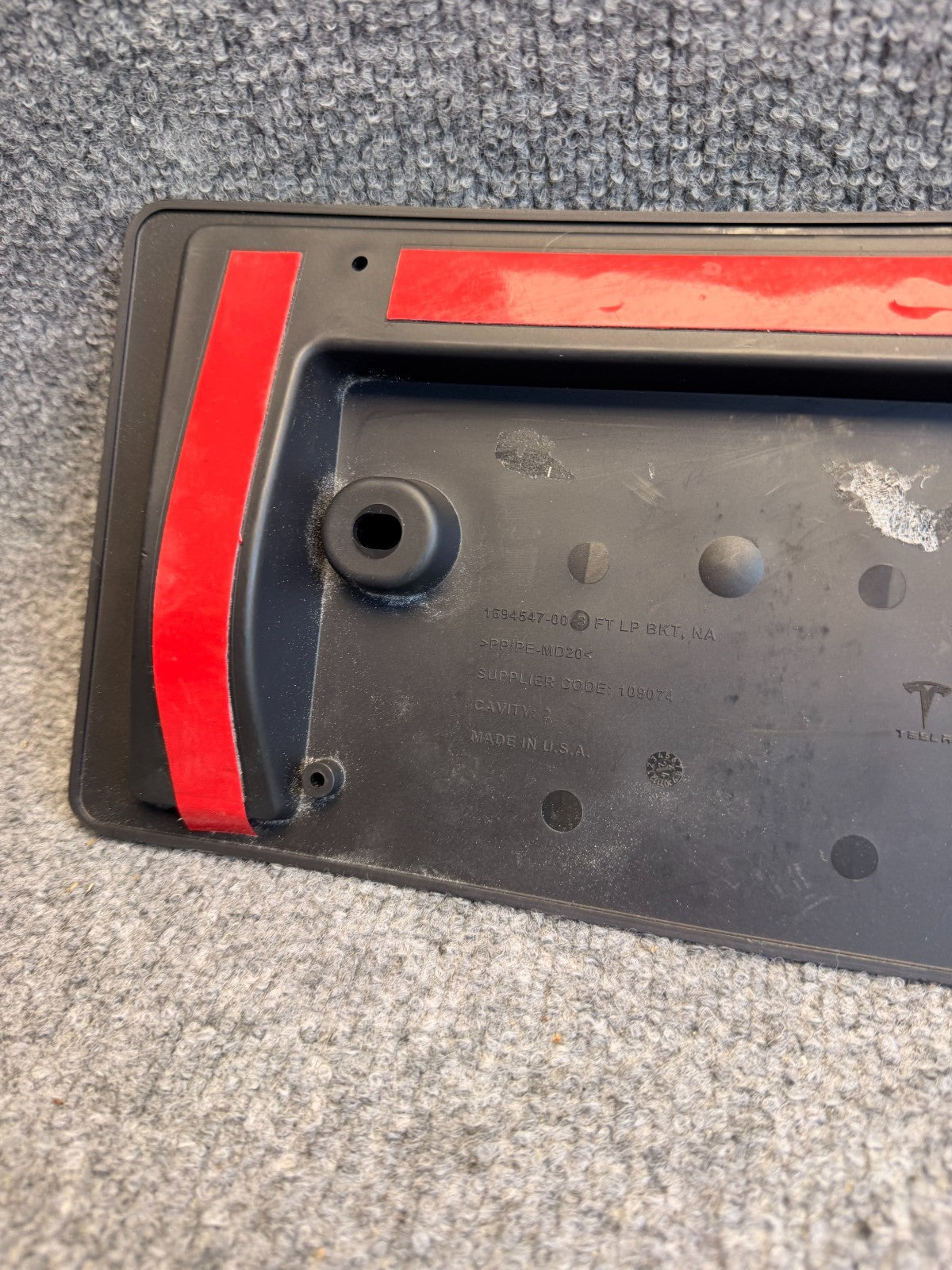 2017-2025 TESLA MODEL 3 LICENSE PLATE BRACKET  FRONT 1694547-00-B