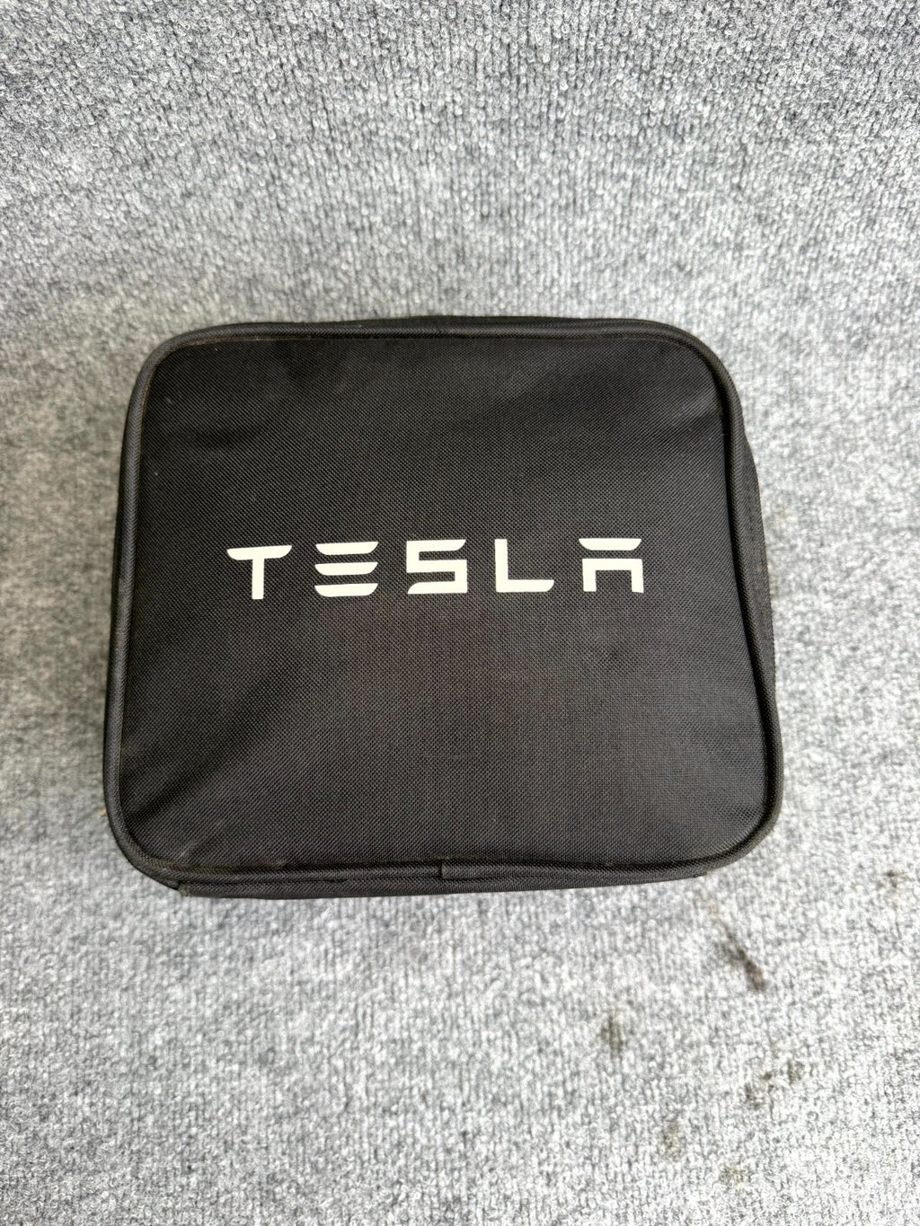 2016-2024 TESLA MODEL X TOW TRAILER HITCH RECEIVER CARRY CASE OEM, 1027582-00-A