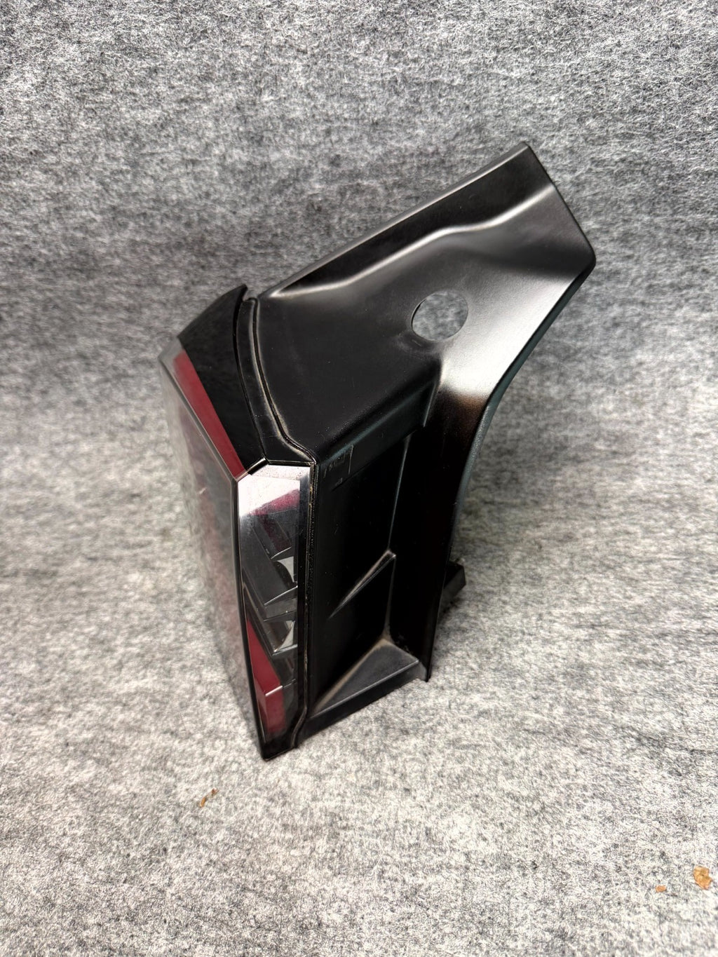 ♦️2017-2023 TESLA MODEL 3 REAR LEFT DRIVER SIDE TAILLIGHT LAMP OEM, 1077397-00-H