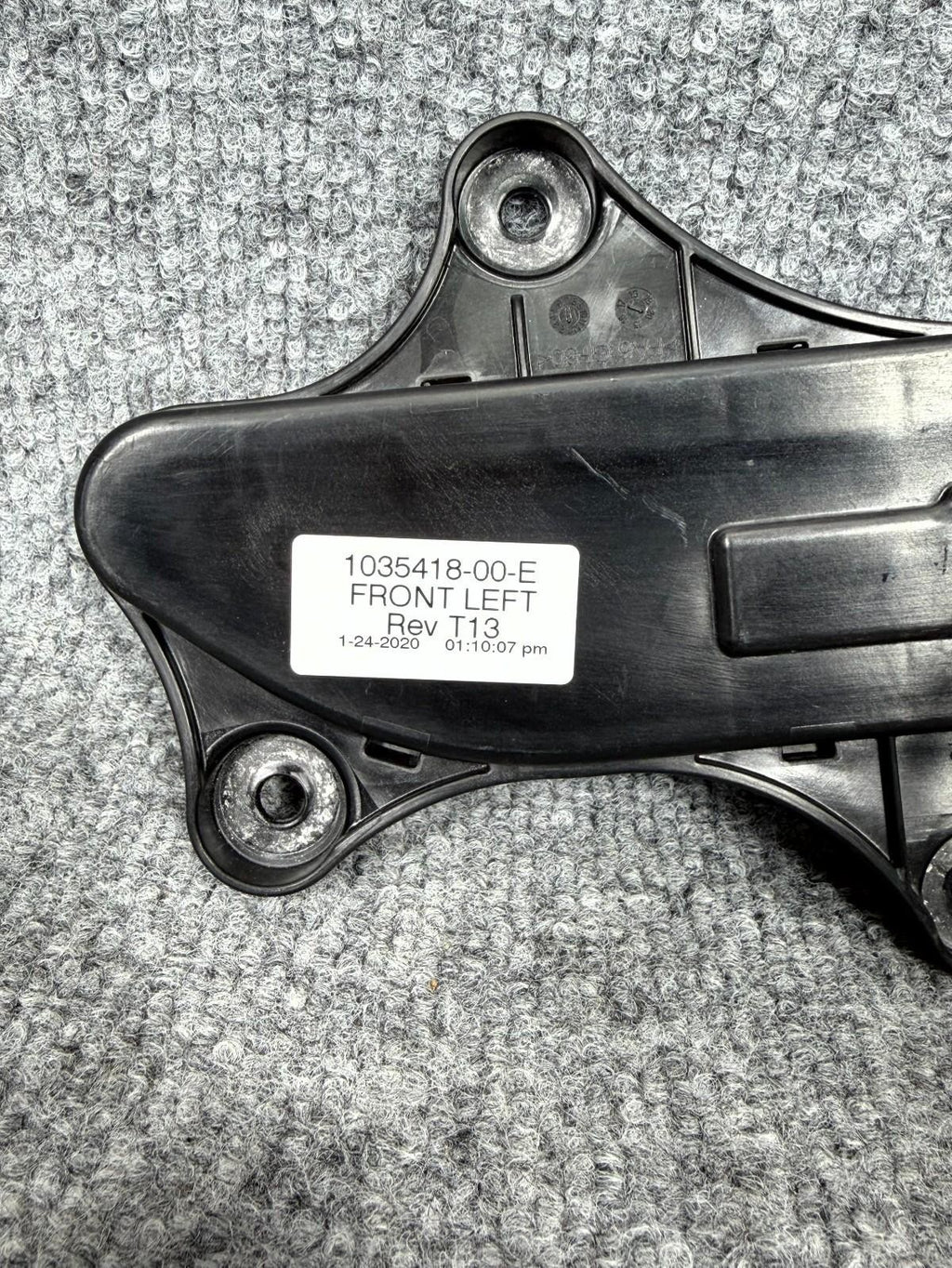 16-20 Tesla Model X Front Left Side Exterior Door Handle OEM, 1035418-00-E