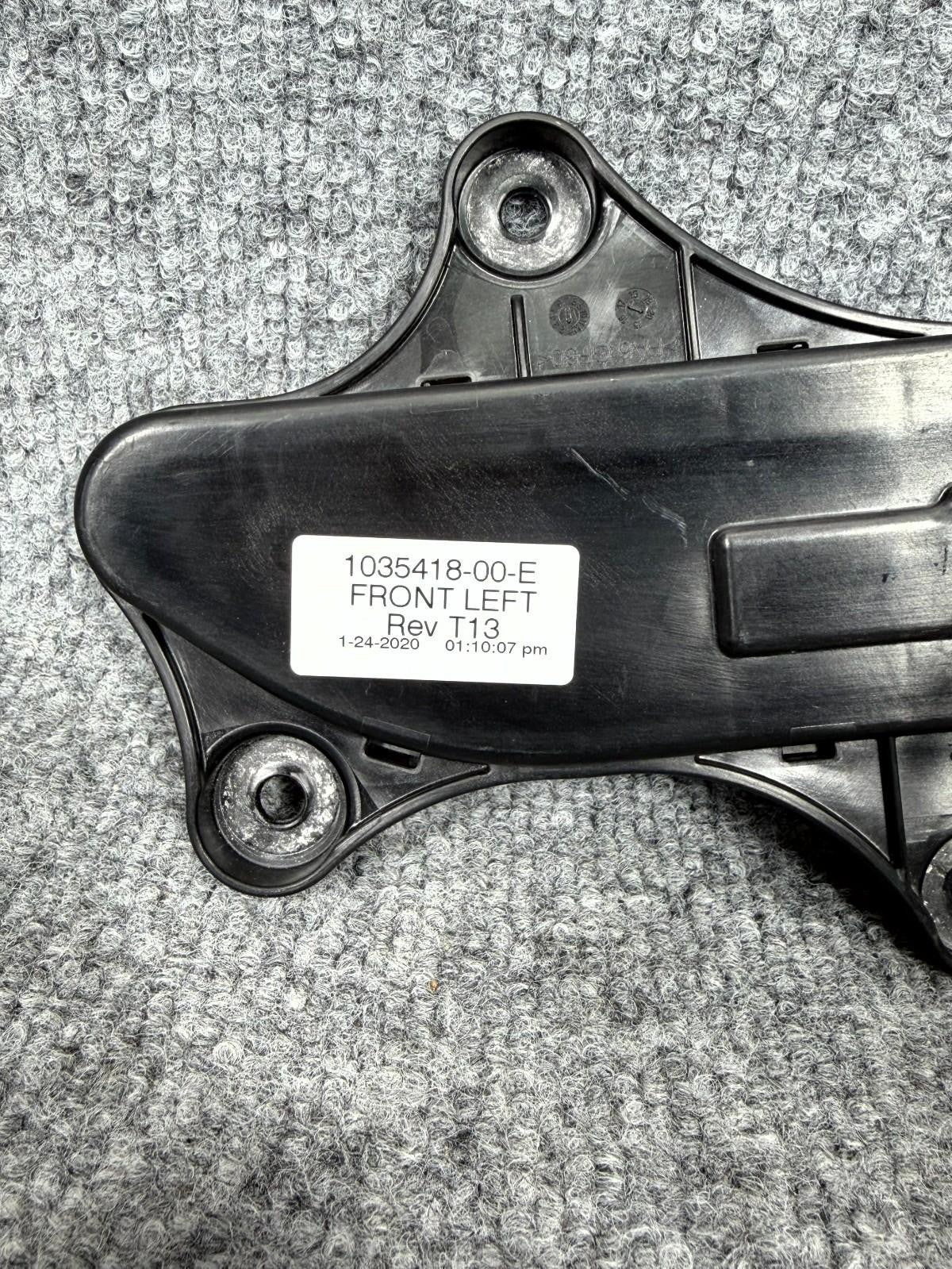 16-20 Tesla Model X Front Left Side Exterior Door Handle OEM, 1035418-00-E
