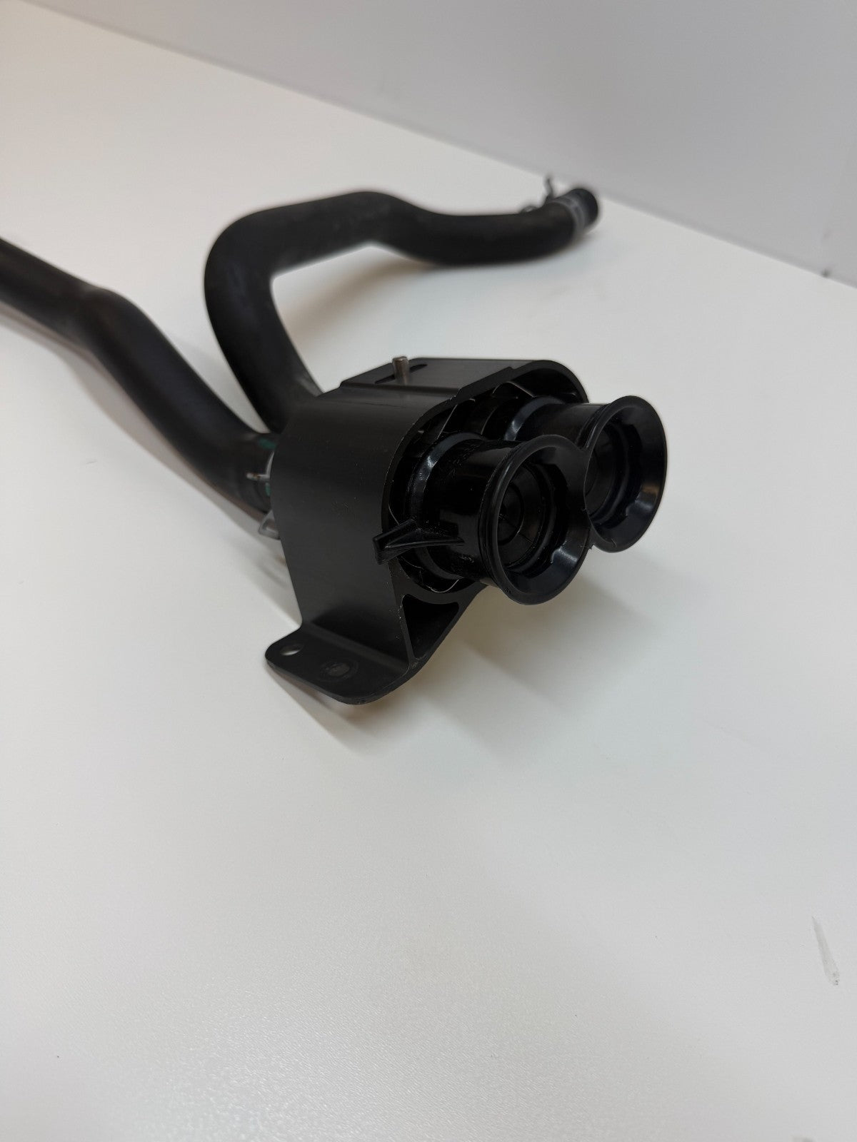 2012-20 Tesla Model S Rapidmate Battery Coolant Dry Break Connector 1003117-00-H
