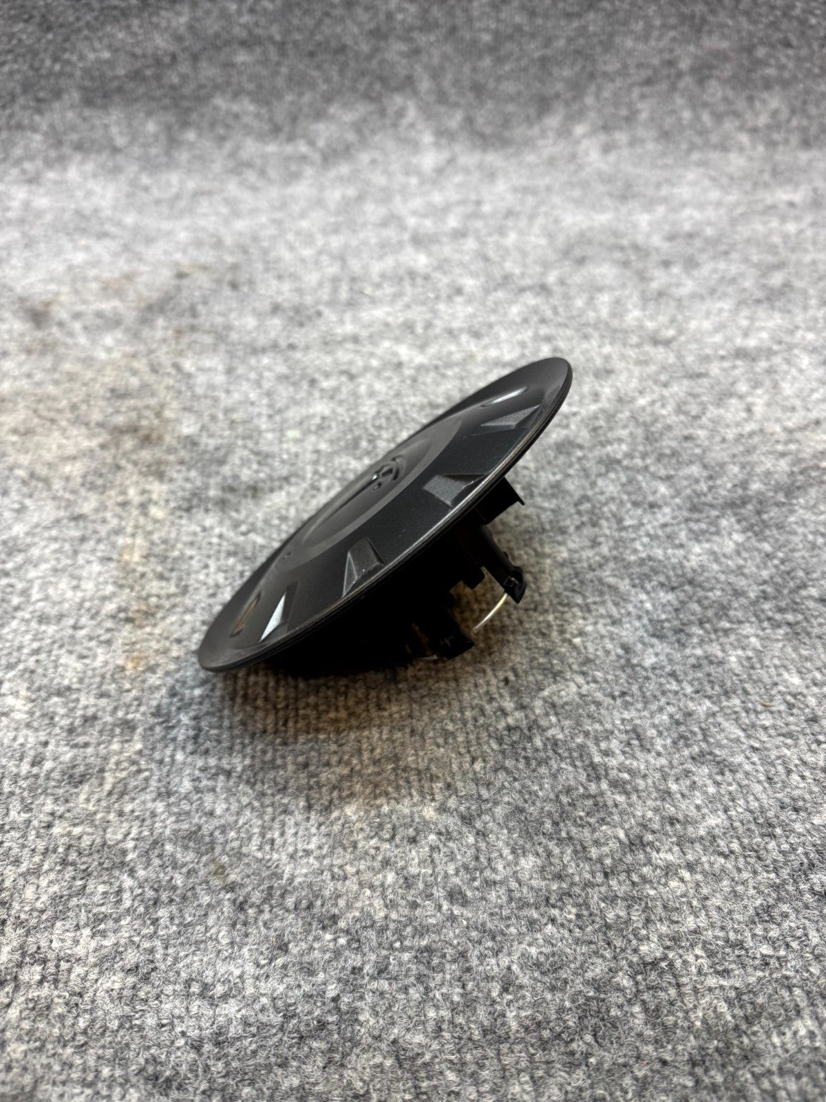 2020 - 2024 TESLA MODEL Y UBERTURBINE CHARCOAL CENTER CAP OEM, 1188236-00-A