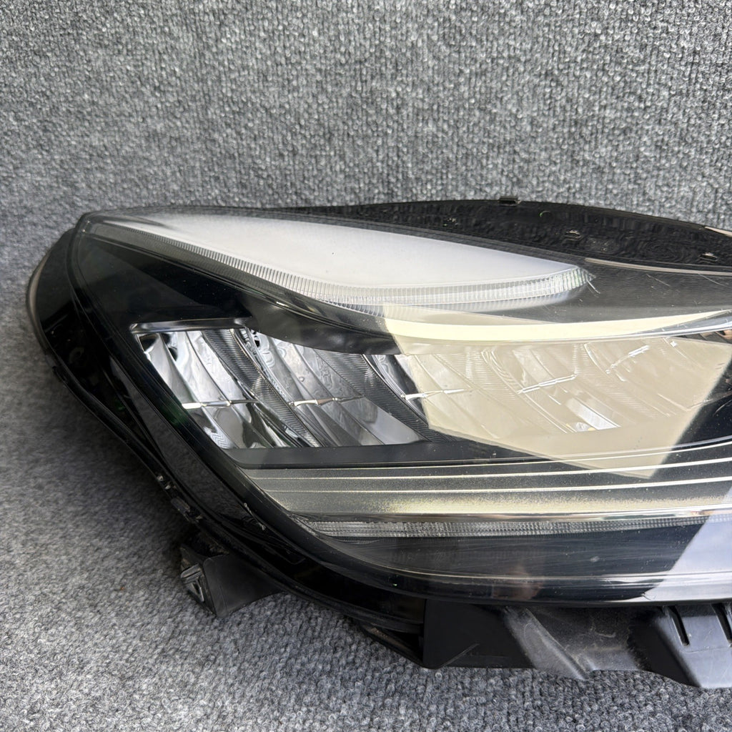 2017-2020 TESLA MODEL 3-Y HEADLIGHT RIGHT PASSENGER  1077372-00-L LED OEM