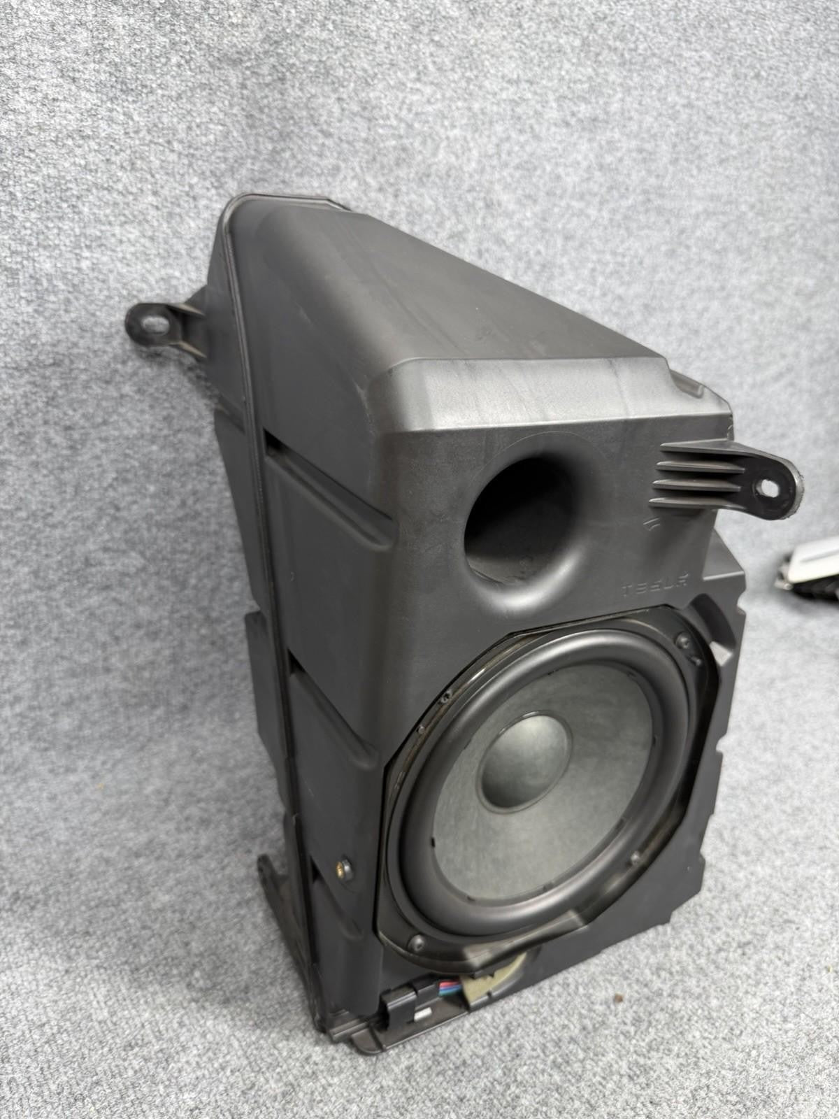 ♦️2017 - 2023 TESLA MODEL 3 REAR TRUNK SUBWOOFER AUDIO SPEAKER OEM, 107974700D