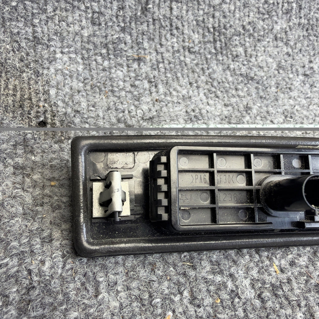 2020 - 2024 TESLA MODEL Y REAR LIFTGATE RELEASE HANDLE W/ CAMERA OEM 109594900E