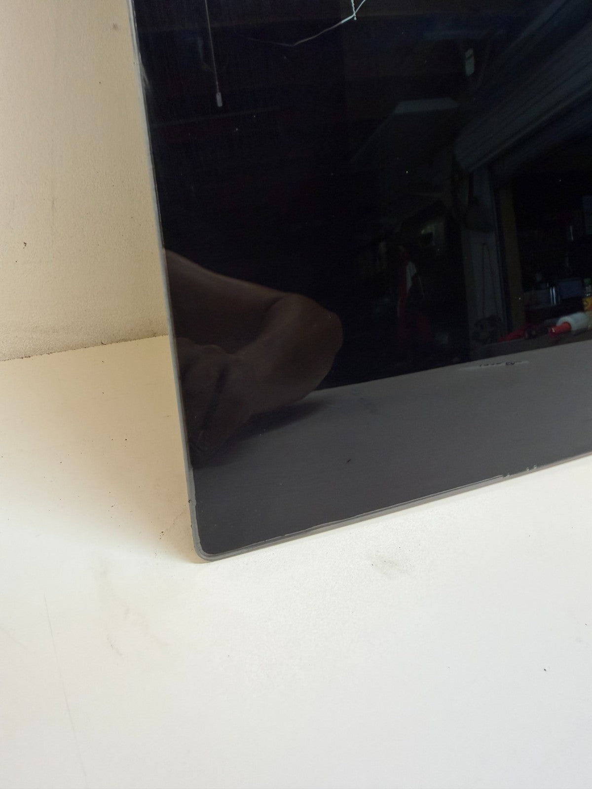 2012-2015 Tesla Model S Front Section Fixed Sunroof Glass 43R-000357