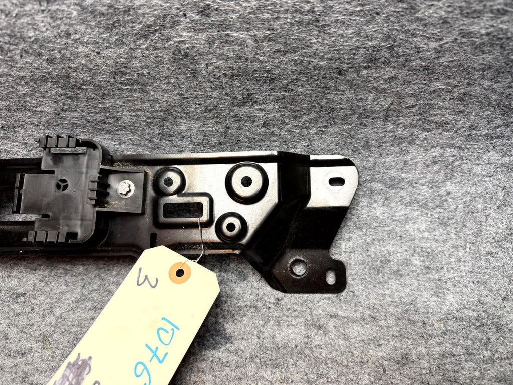 ♦️17-23 TESLA MODEL 3 RADAR DISTANCE MODULE W/ MOUNT BRACKET OEM, 110376000C