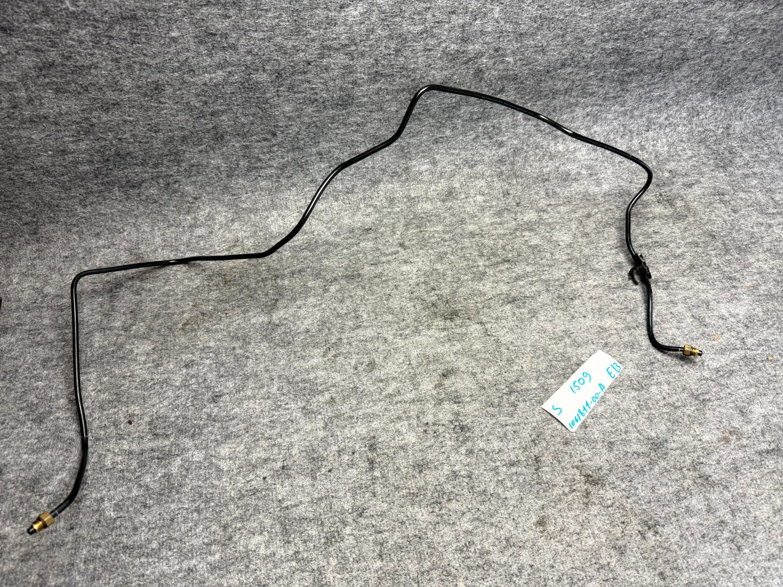♦️16-20 TESLA MODEL S FRONT BUNDLE AIR SUSPENSION CABLE LINE OEM, 1061811-00-A