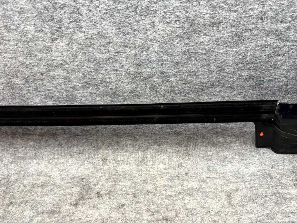 ♦️2017-2023 TESLA MODEL 3 REAR RIGHT DOOR INNER WEATHERSTRIP OEM, 1090504-00-F