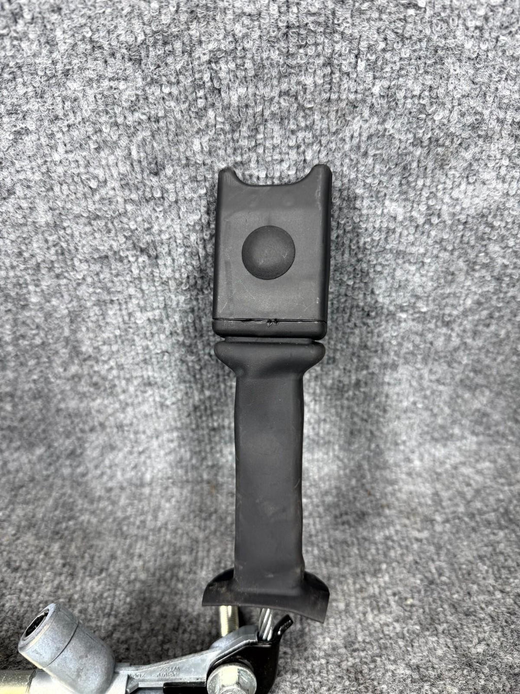 2016 - 2020 Tesla Model X Front Left & Right Seat Belt Buckle OEM, 1004532-05-F