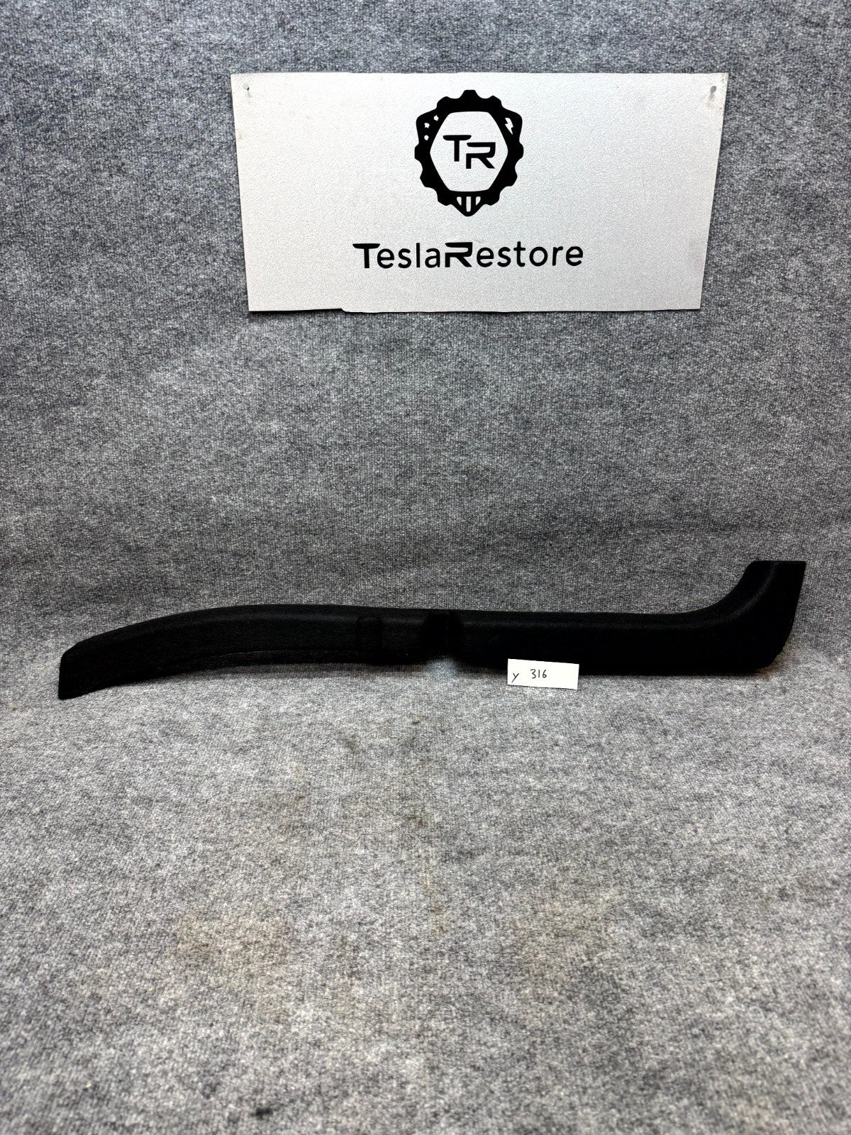 2020 - 2024 TESLA MODEL Y REAR TRUNK LOAD FLOOR BRACKET OEM, 1935924-70-E