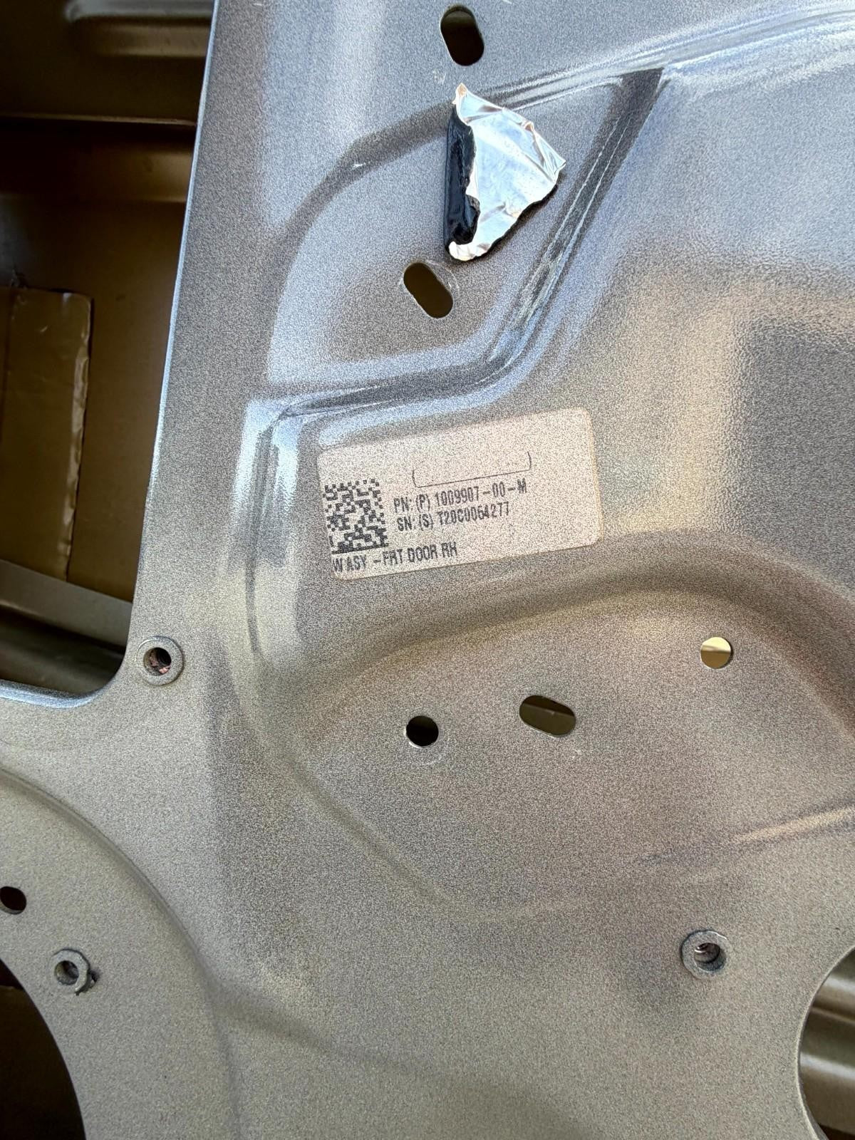 2016-2020 Tesla Model X Front Right Side Door Shell Panel OEM, 1009907-00-M