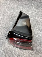 2020 - 2024 TESLA MODEL Y REAR LEFT DRIVER SIDE TAILLIGHT OEM, 1502088-00-D