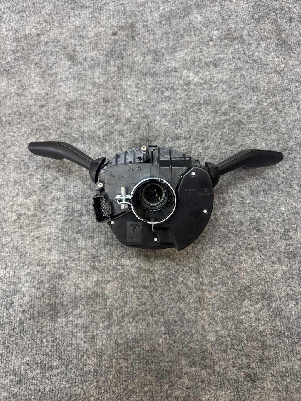 2020-2024 TESLA MODEL Y STEERING COLUMN COMBO SWITCH ASSEMBLY OEM, 1097662-00-Q