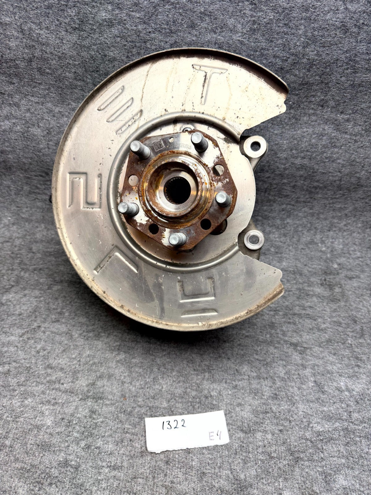 ♦️17–23 TESLA MODEL 3 REAR LEFT OR RIGHT WHEEL BEARING AND HUB OEM, 1044123-00-A