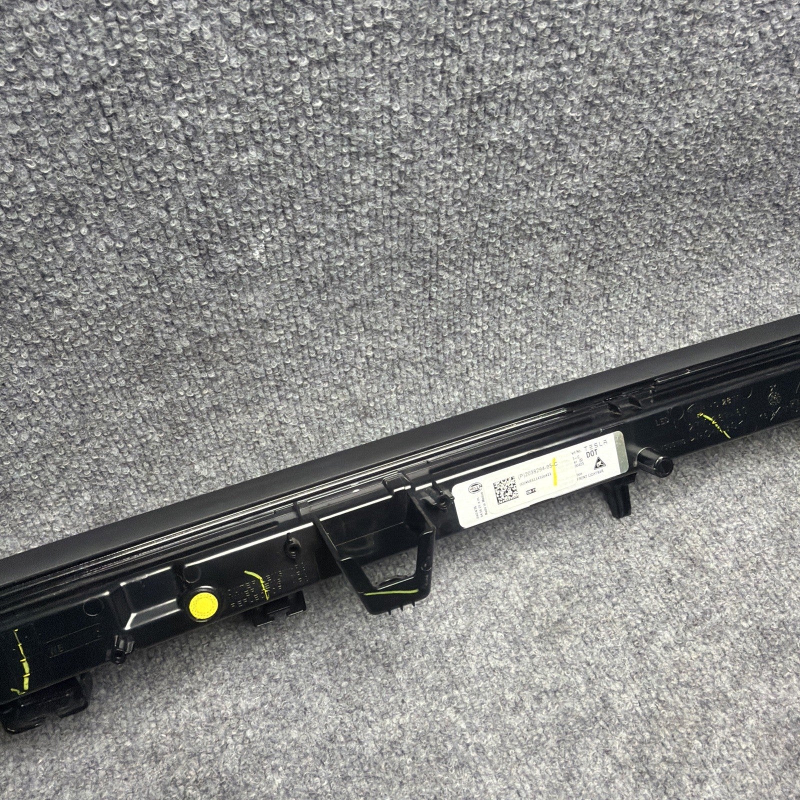 2025-2026 Tesla Model Y Front Center Headlight Bar LED OEM 2038294-95-C