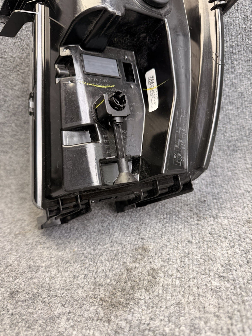 2016 - 2020 TESLA MODEL X FRONT RIGHT PASSENGER SIDE FOG LIGHT LAMP OEM