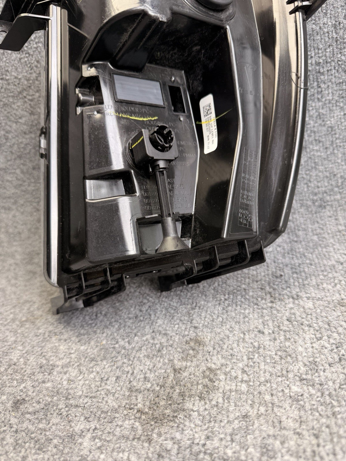 2016 - 2020 TESLA MODEL X FRONT RIGHT PASSENGER SIDE FOG LIGHT LAMP OEM