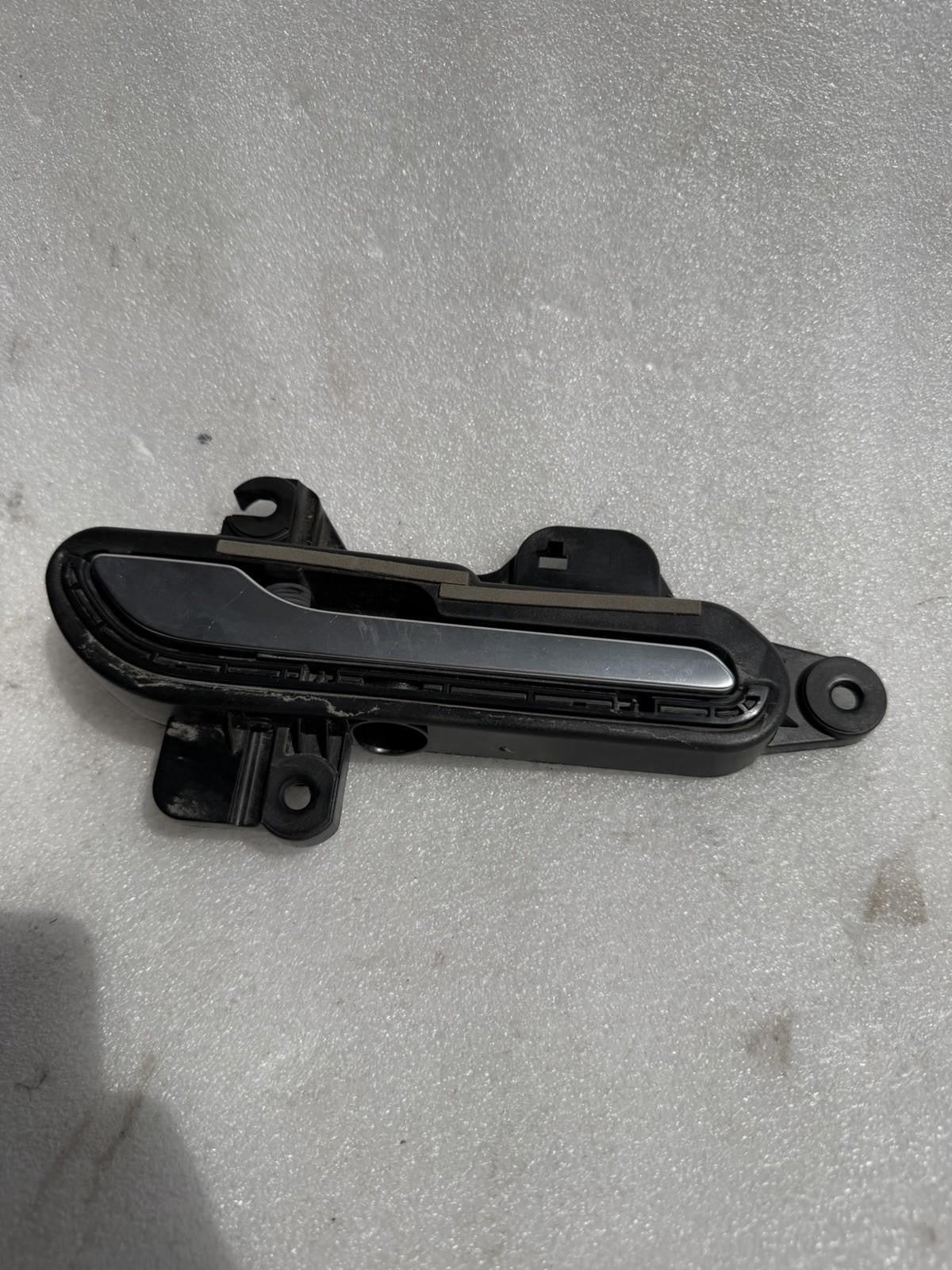 ♦️ 2017 - 2023 TESLA MODEL 3 FRONT/REAR RIGHT DOOR HANDLE OEM, 1081832-00-J
