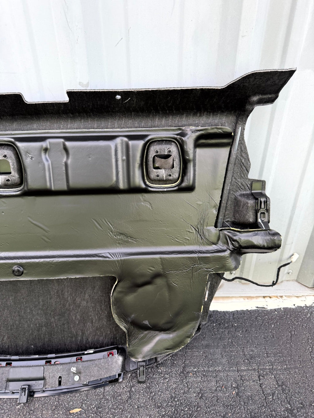 ♦️17-23 TESLA MODEL 3 REAR DECK SHELF PACKAGE TRAY TRIM COVER OEM, 1128021-00-J