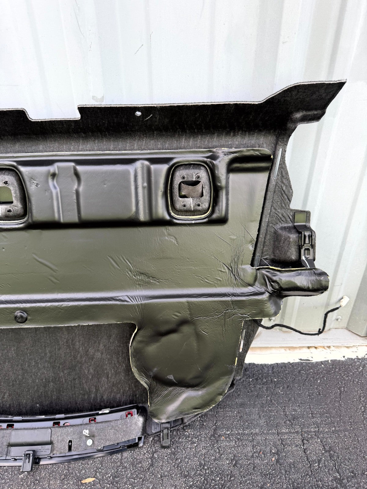 ♦️17-23 TESLA MODEL 3 REAR DECK SHELF PACKAGE TRAY TRIM COVER OEM, 1128021-00-J
